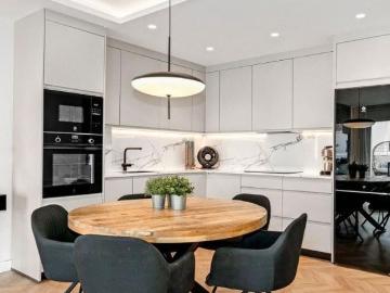 3 bedroom luxury Apartment for rent in Marbella, Andalusia