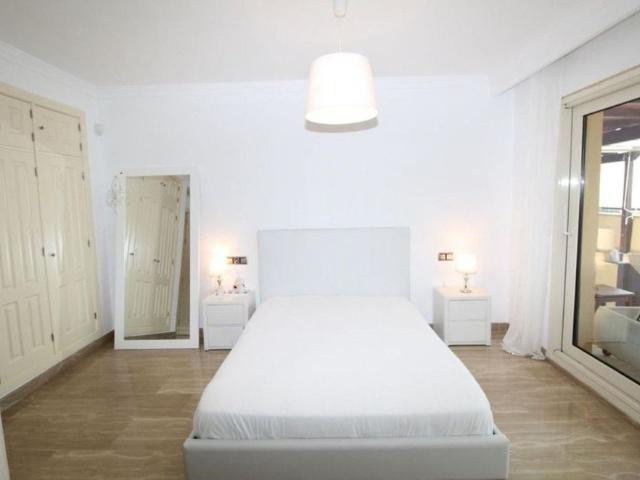 3 bedroom luxury Flat for rent in Marbella, Andalusia