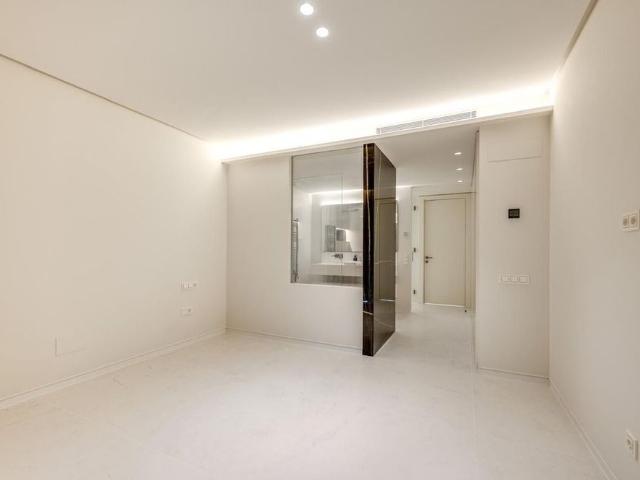 3 bedroom luxury Flat for rent in Marbella, Andalusia