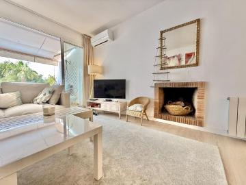 Apartamento en alquiler en Plaça d'en Coll - Plaza aparcamiento