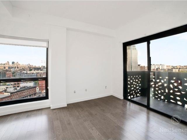 3 bedroom luxury House for rent in Queens, New York