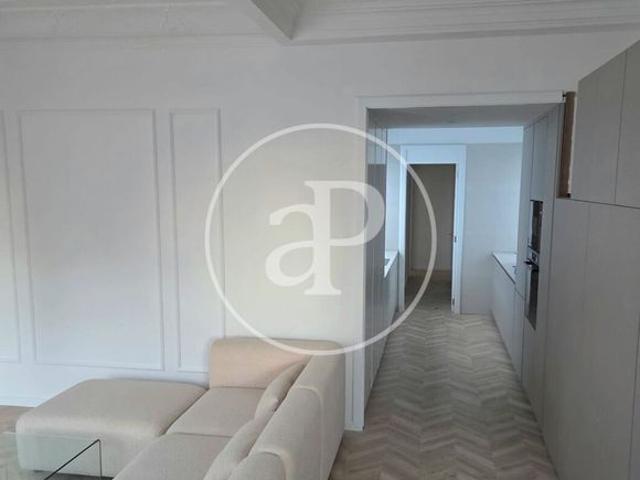 Luxury penthouse for rent in Valencia, Spain