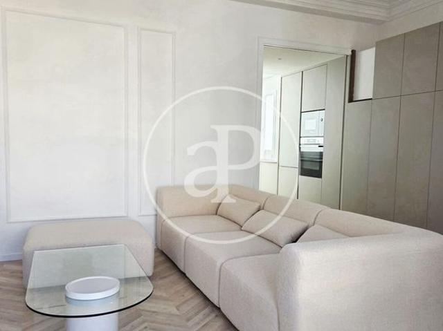 Luxury penthouse for rent in Valencia, Spain