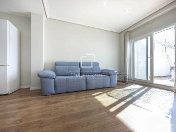 3 bedroom luxury penthouse for rent in Valencia