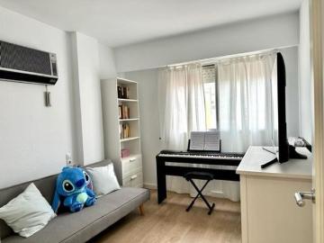 3 bedroom luxury penthouse for rent in Valencia, Spain
