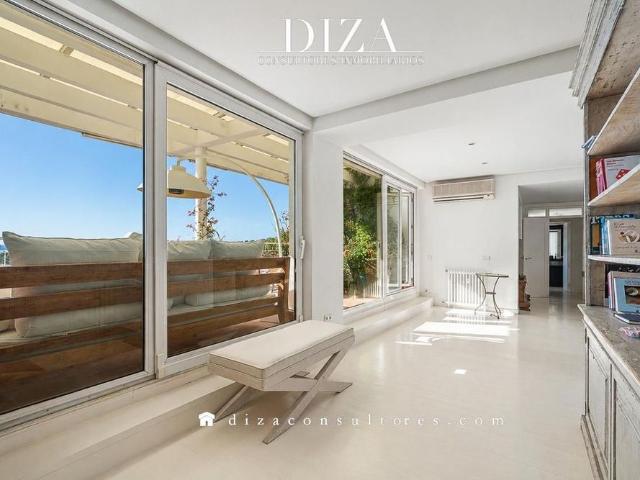 3 bedroom luxury penthouse for rent in Madrid, Spain
