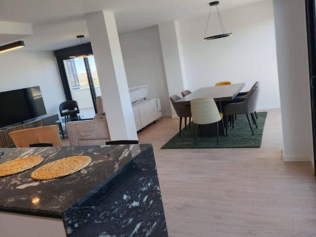 3 bedroom luxury penthouse for rent in Murcia