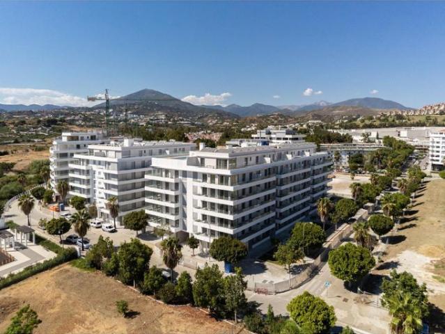 3 bedroom luxury penthouse for rent in Nueva Andalucia, Spain