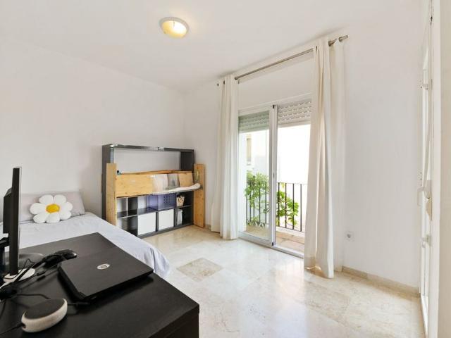 3 bedroom luxury Semidetached House for rent in Estepona, Andalusia