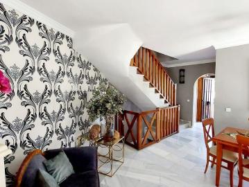 3 bedroom luxury Semidetached House for rent in Estepona, Andalusia