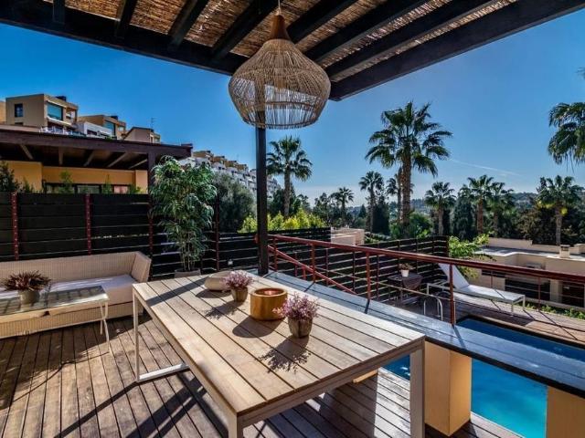 3 bedroom luxury Townhouse for rent in Estepona, Spain