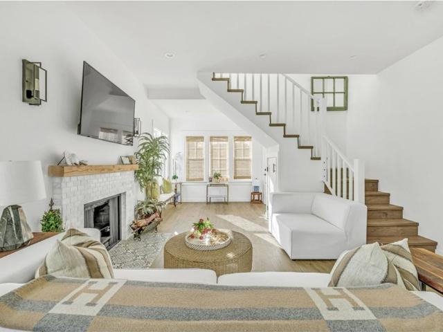 3 bedroom luxury Townhouse for rent in Los Angeles, United States