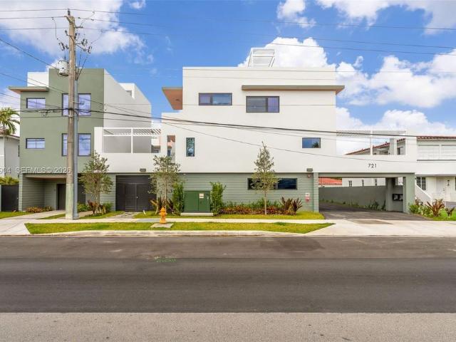 3 bedroom luxury Townhouse for rent in Miami, United States