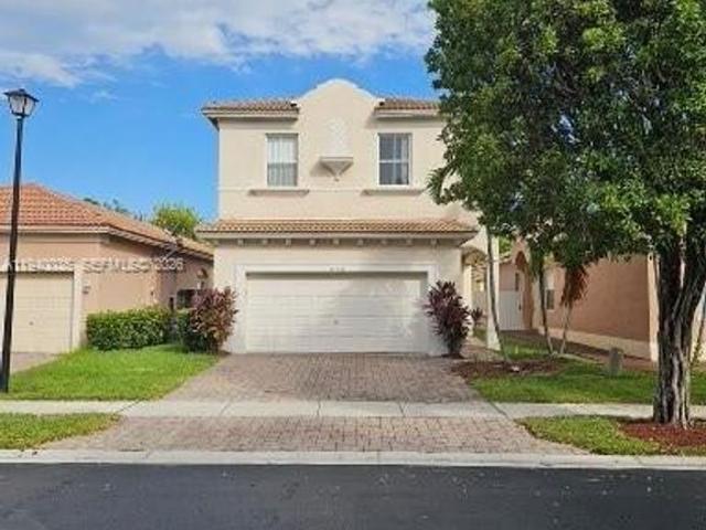 3 bedroom luxury Villa for rent in Homestead, United States
