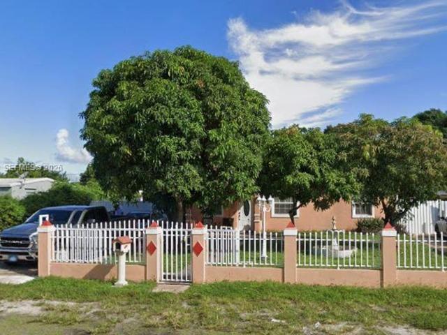 3 bedroom luxury Villa for sale in North Miami, Florida
