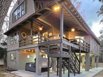 3 bedroom luxury Villa for sale in Branford, United States