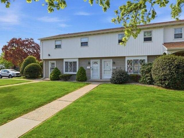 3 bedroom, Ludlow MA 01056 104542606