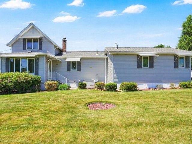 3 bedroom, Ludlow MA 01056 104570370