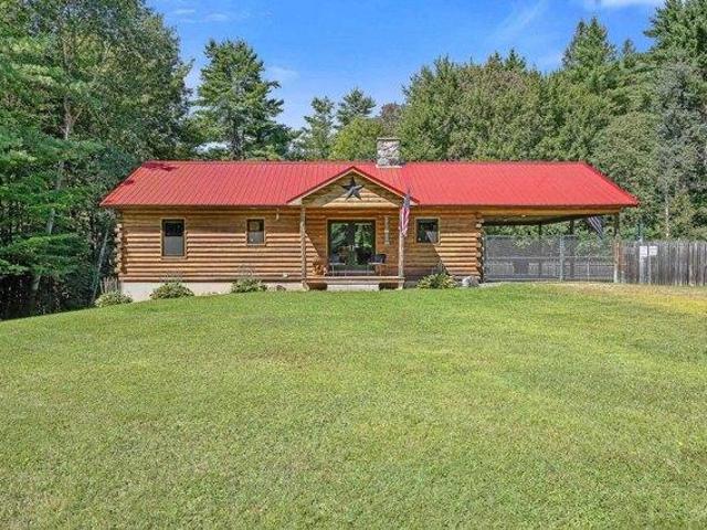 3 bedroom, Lunenburg VT 05906 105630449