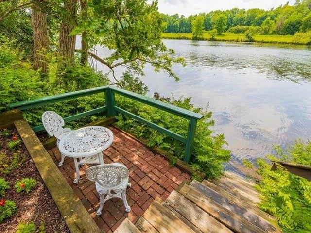 3 bedroom, Lyme NH 03768 104688905