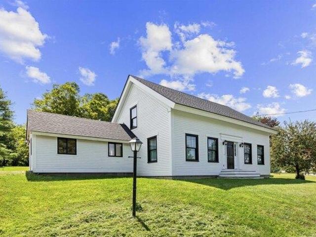 3 bedroom, Lyme NH 03768 105439094
