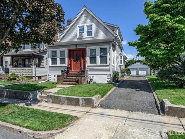 3 bedroom, Lyndhurst NJ 07071 105632742