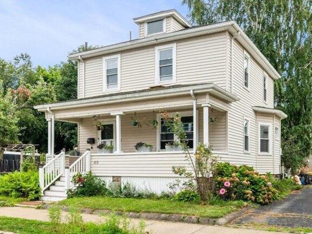 3 bedroom, Lynn MA 01902 105613609