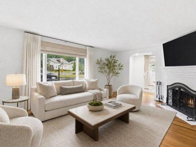3 bedroom, Lynn MA 01904 105385245