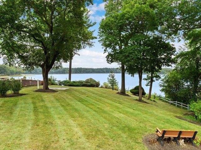 3 bedroom, Lynnfield MA 01940 105403790