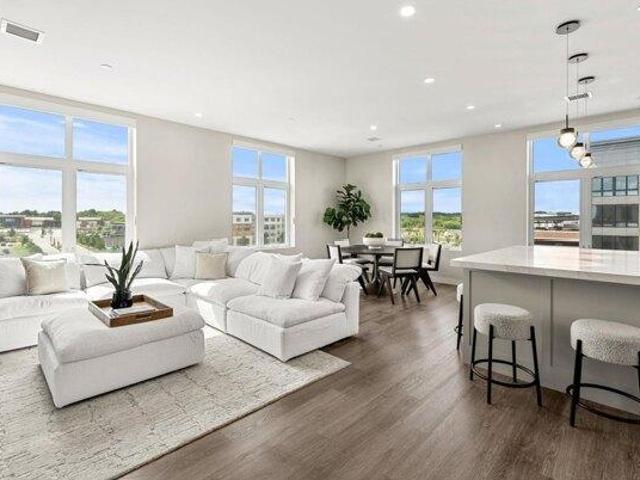 3 bedroom, m NH 03079 105552715
