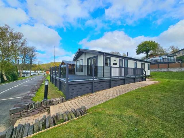 3 Bedroom Mobile Home