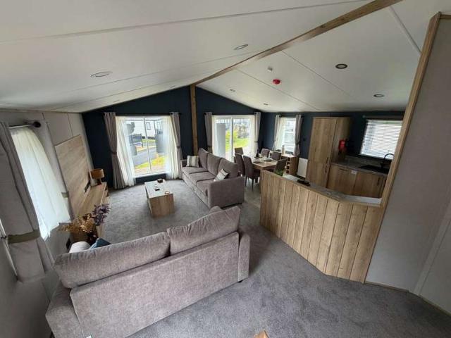 3 Bedroom Mobile Home