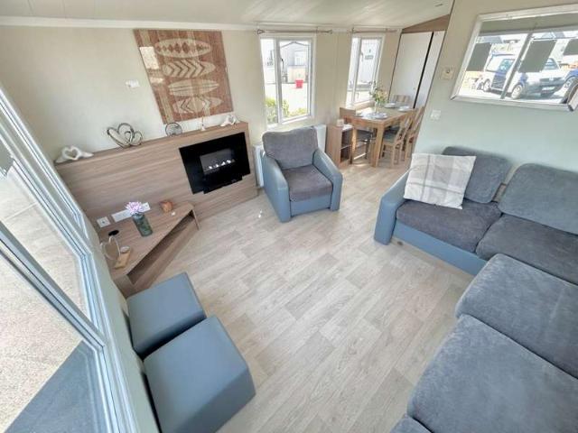 3 Bedroom Mobile Home