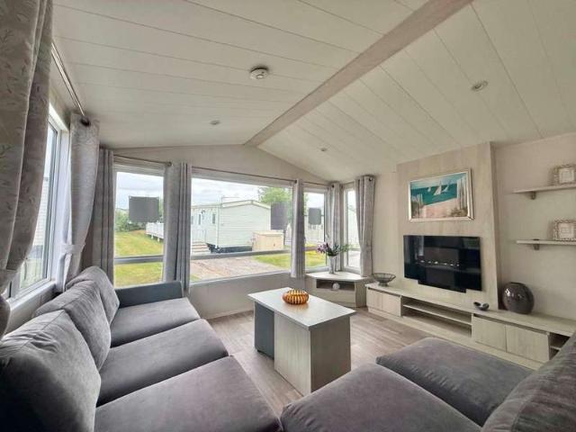 3 Bedroom Mobile Home