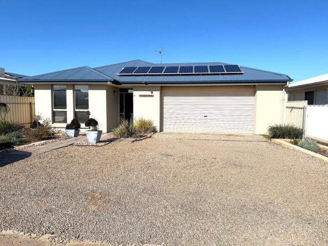 3 Bedroom Modern Coastal Home at North Beach