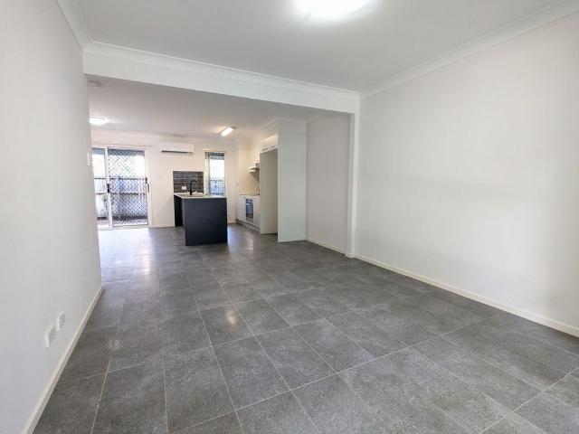 3 Bedroom Modern Townhouse Available for Rent NOW