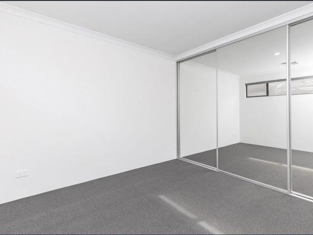3 Bedroom Modern Villa in Morley – available 23rd October