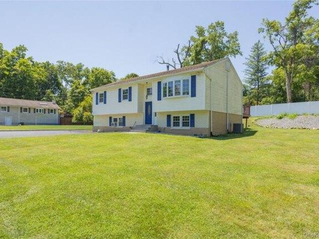3 bedroom, Mohegan Lake NY 10547 105287588