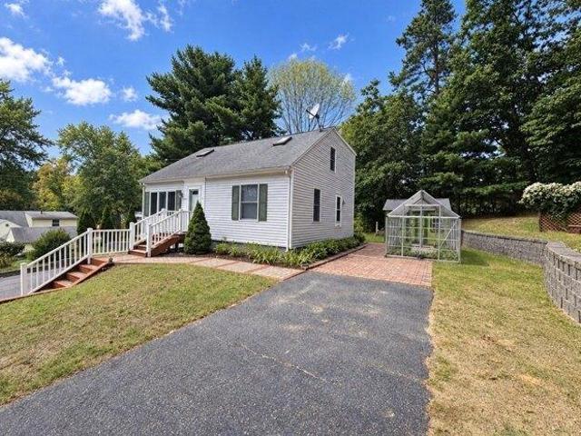 3 bedroom, Monson MA 01057 105647834