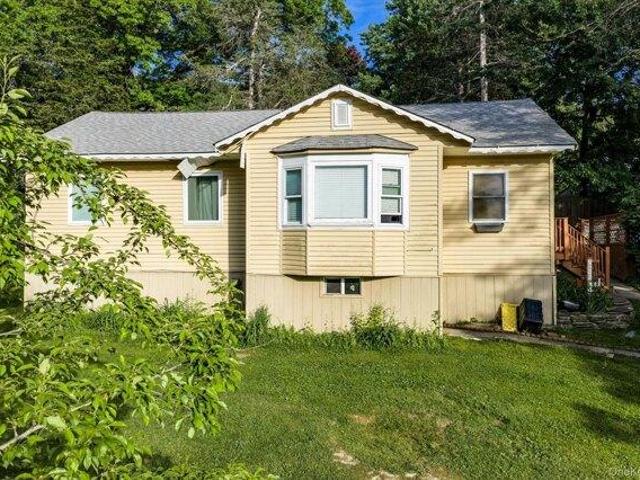 3 bedroom, Monroe NY 10950 105207419