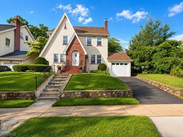 3 bedroom, Montclair NJ 07042 105709332