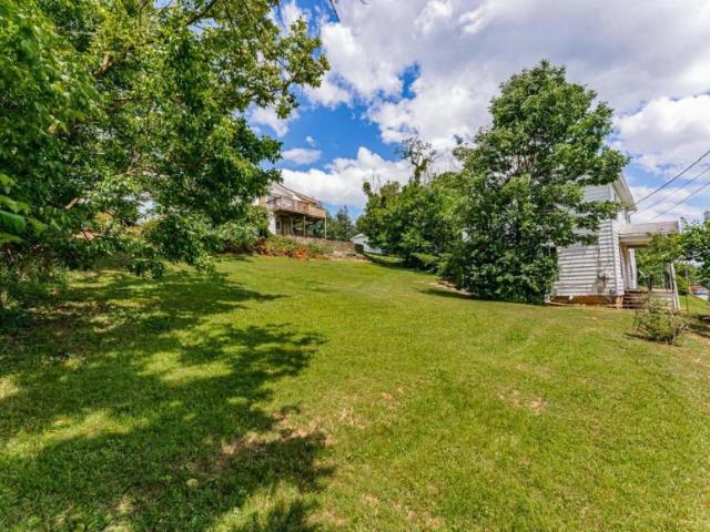 3 bedroom, Morgantown WV 26501 106219478
