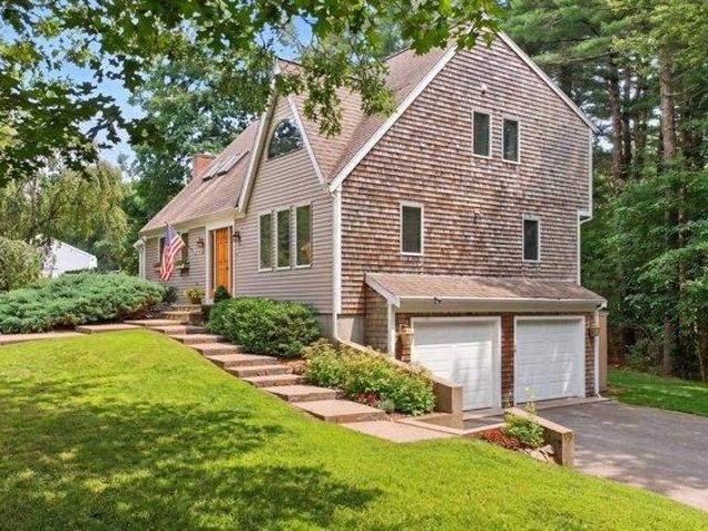 3 bedroom, Mattapoisett MA 02739 104835380