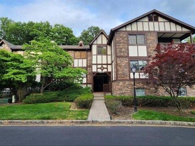 3 bedroom, Mahwah NJ 07430 105289998