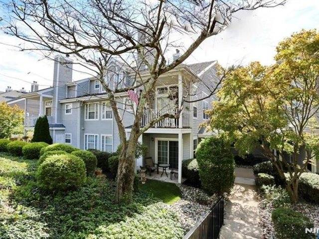 3 bedroom, Mahwah NJ 07430 105726279