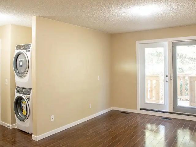 3 Bedroom Main Floor Unit: Quietness, Privacy, and Abundant Natural Light