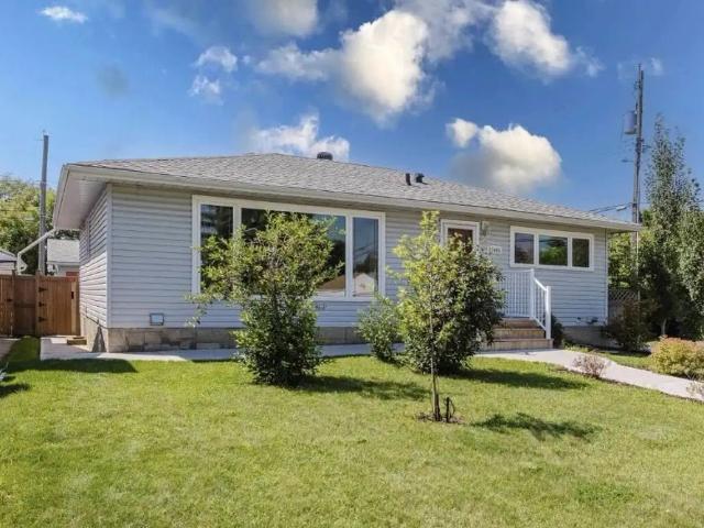 3 Bedroom Main Floor Suite in Quiet Neighbourhood — 3 Bedrooms Main Floor