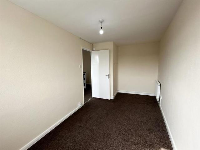 3 Bedroom Maisonette To Let