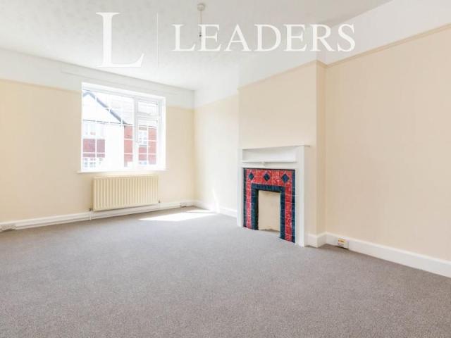 3 bedroom maisonette to rent High Street, Sevenoaks, TN13