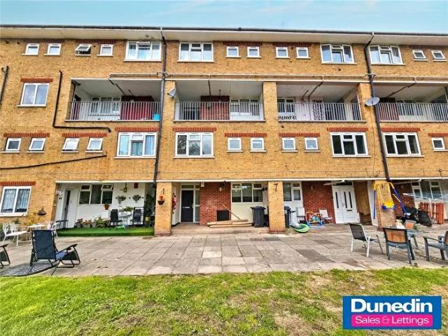 3 Bedroom Maisonette To Rent In Nafford Grove, Maypole, Birmingham, B14